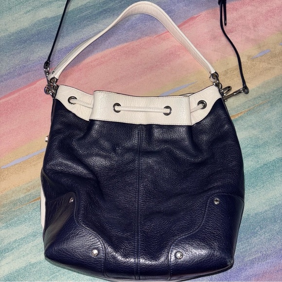 Coach Mickie drawstring shoulder crossbody bucket Navy bag pebbled leather - Picture 6 of 13